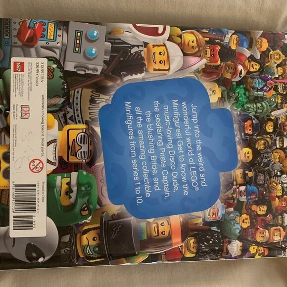 Lego Minifigures character encyclopedia hardback book - Picture 2 of 6